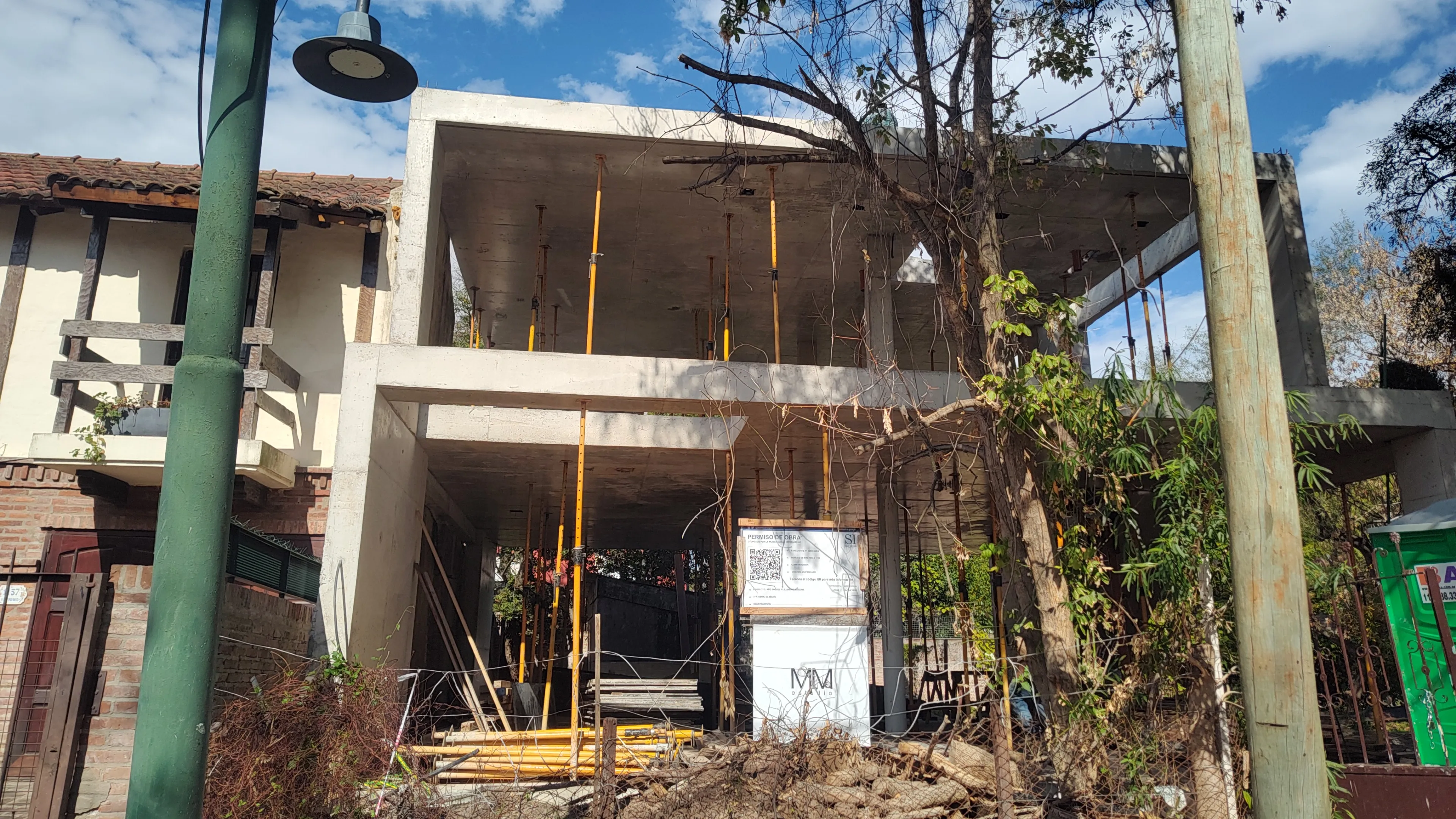 Obra de hormigón armado en construcción