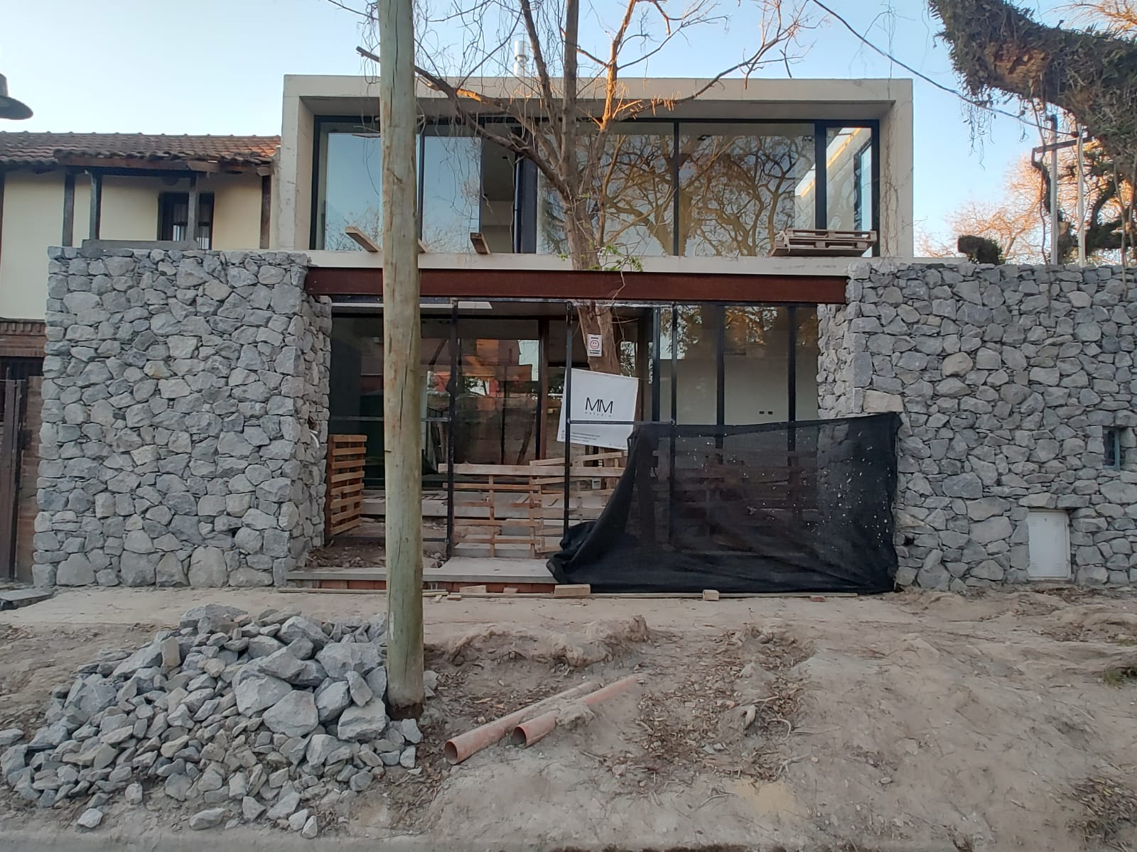 Obra de hormigón armado en construcción