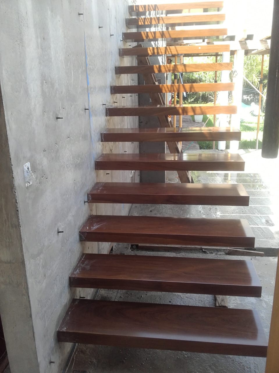 Estructura de hormigón armado en construcción