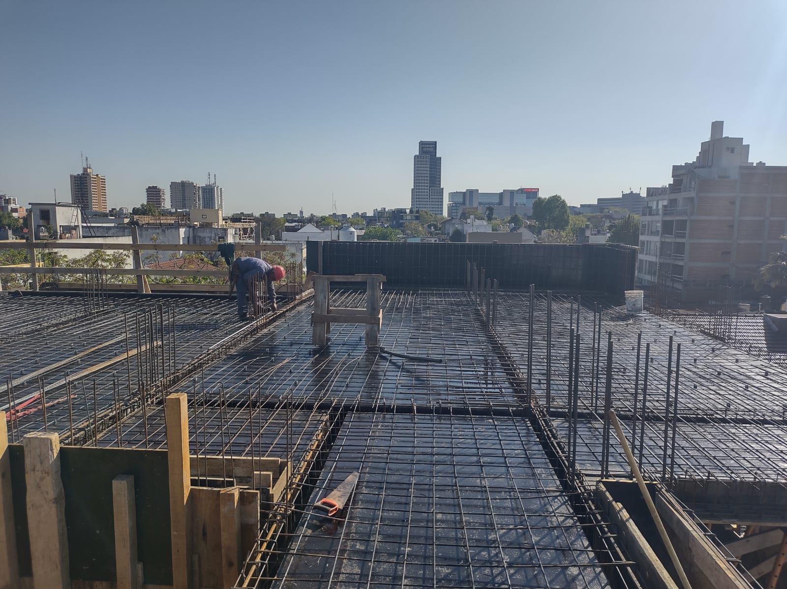 Obra de hormigón armado en construcción