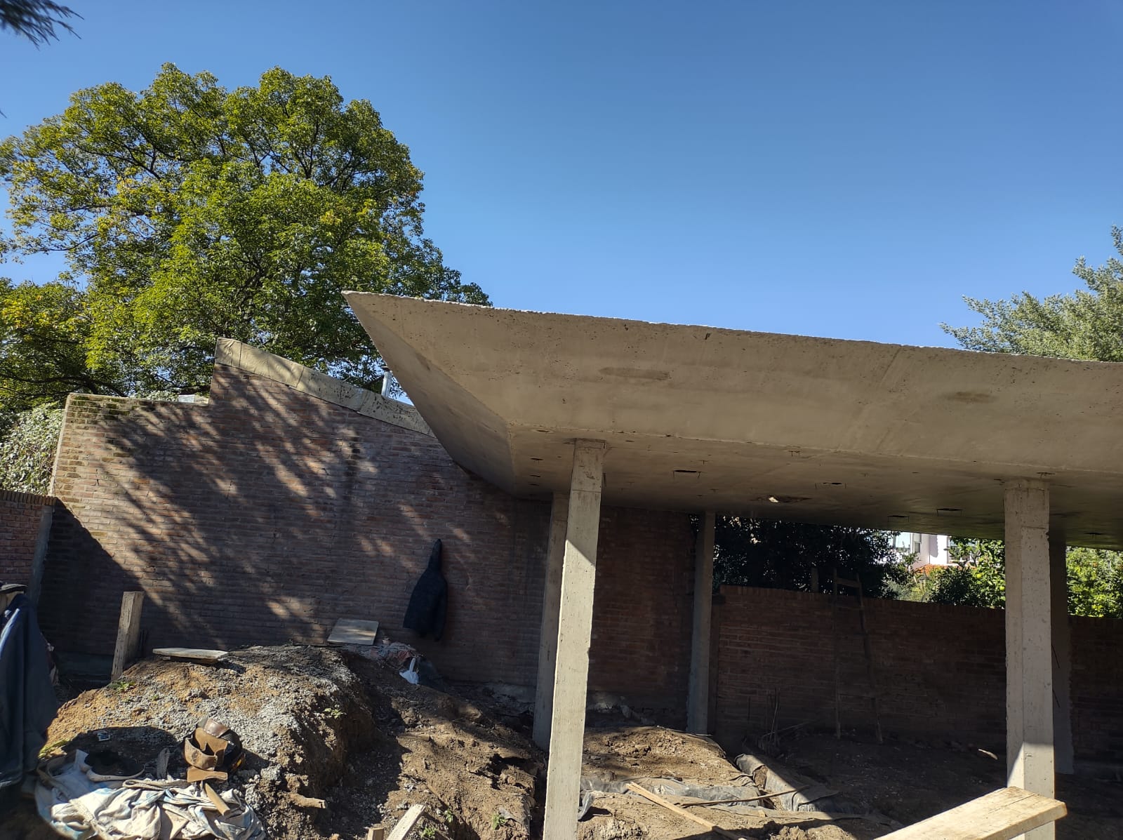 Obra de hormigón armado en construcción