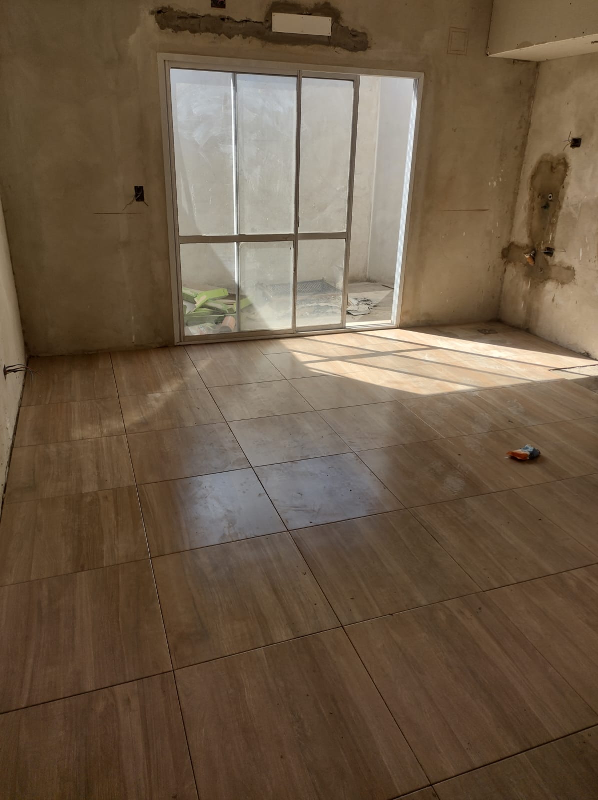 Estructura de hormigón armado en construcción
