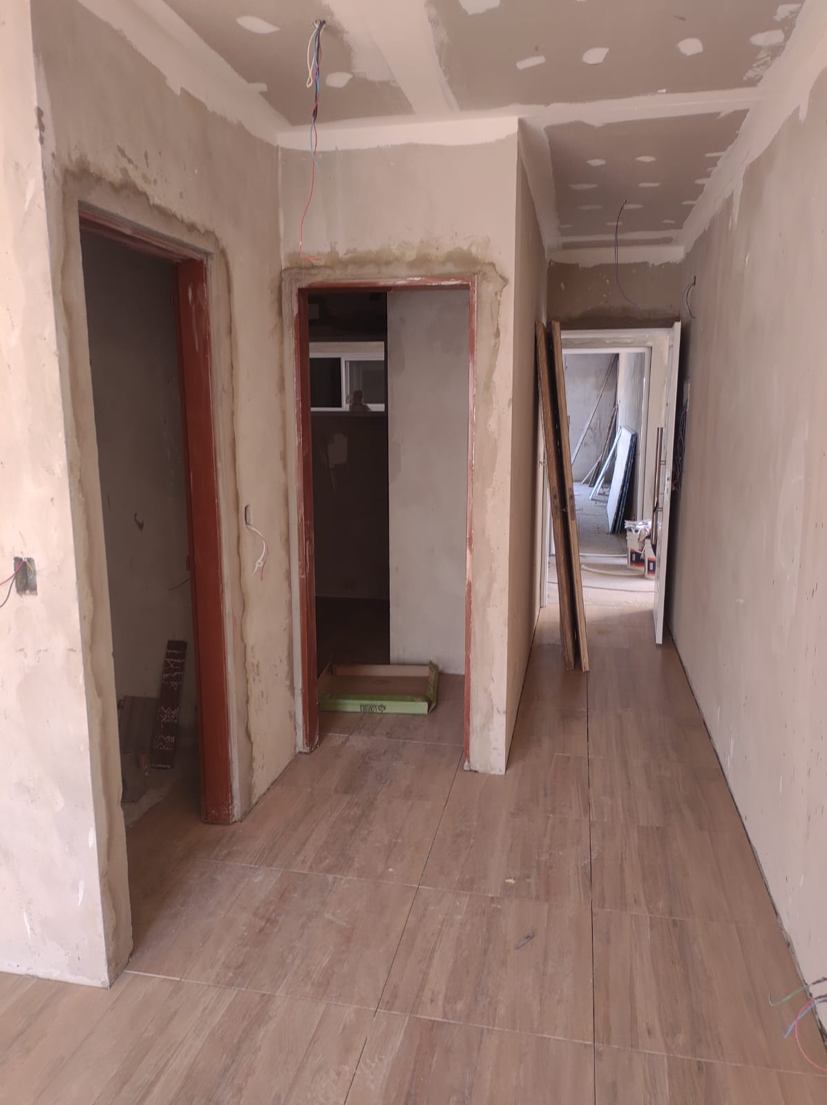 Estructura de hormigón armado en construcción