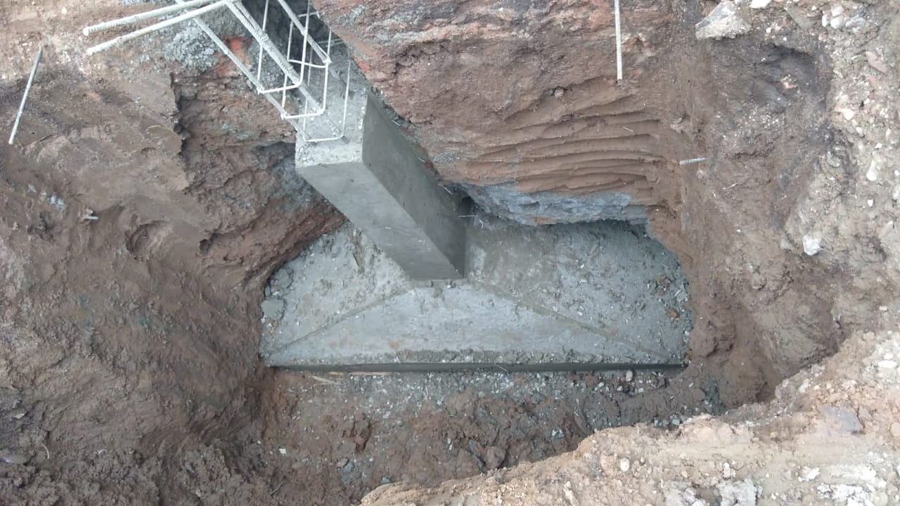 Obra de hormigón armado en construcción